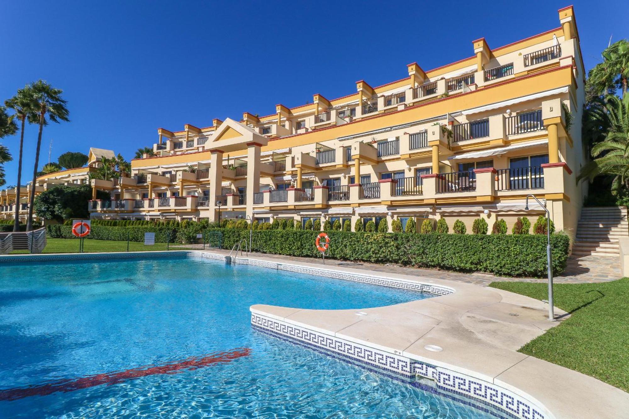 Romana Playa Apartment By The Beach Marbella Exteriör bild